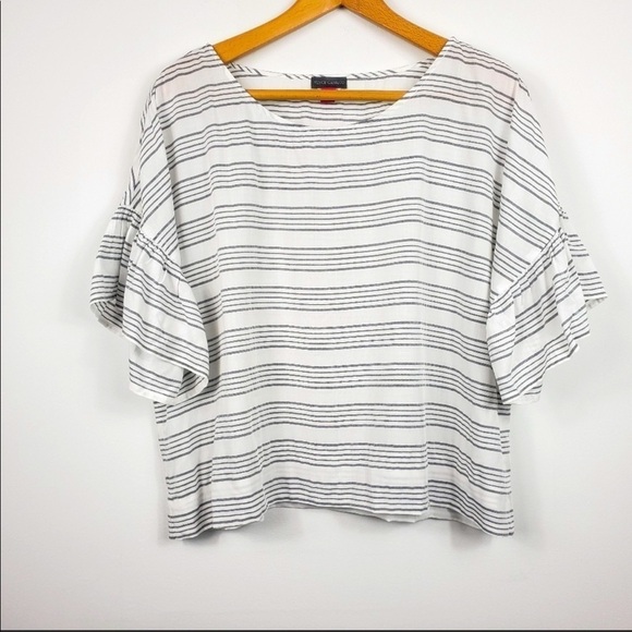 Vince Camuto•Oversized Ruffle Sleeve Crop Top size S - Picture 1 of 8